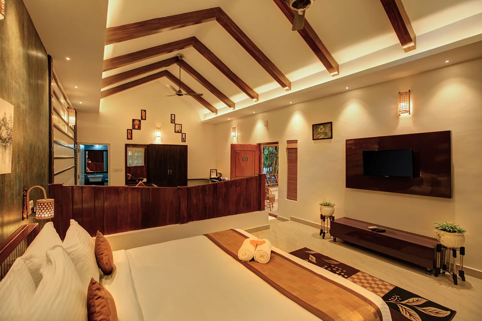 Euphoria Room | Egyptian cotton sheets, premium bedding, memory foam beds, minibar