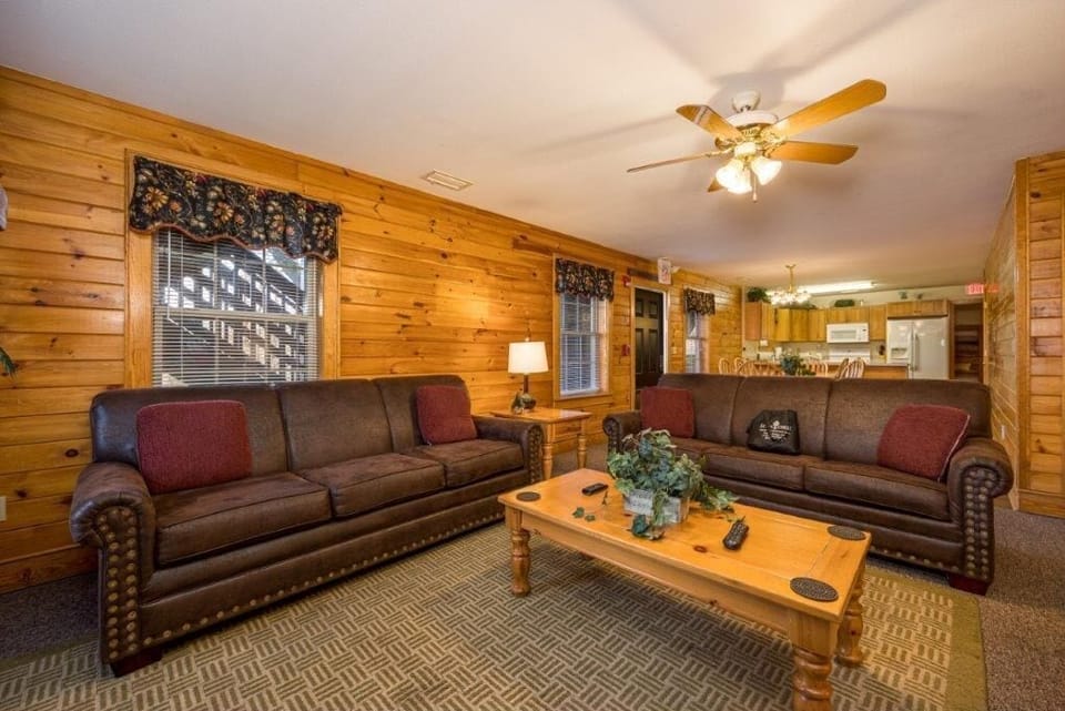 Condo, Multiple Beds, Hot Tub | Living area | 42-inch flat-screen TV with cable channels, TV, fireplace