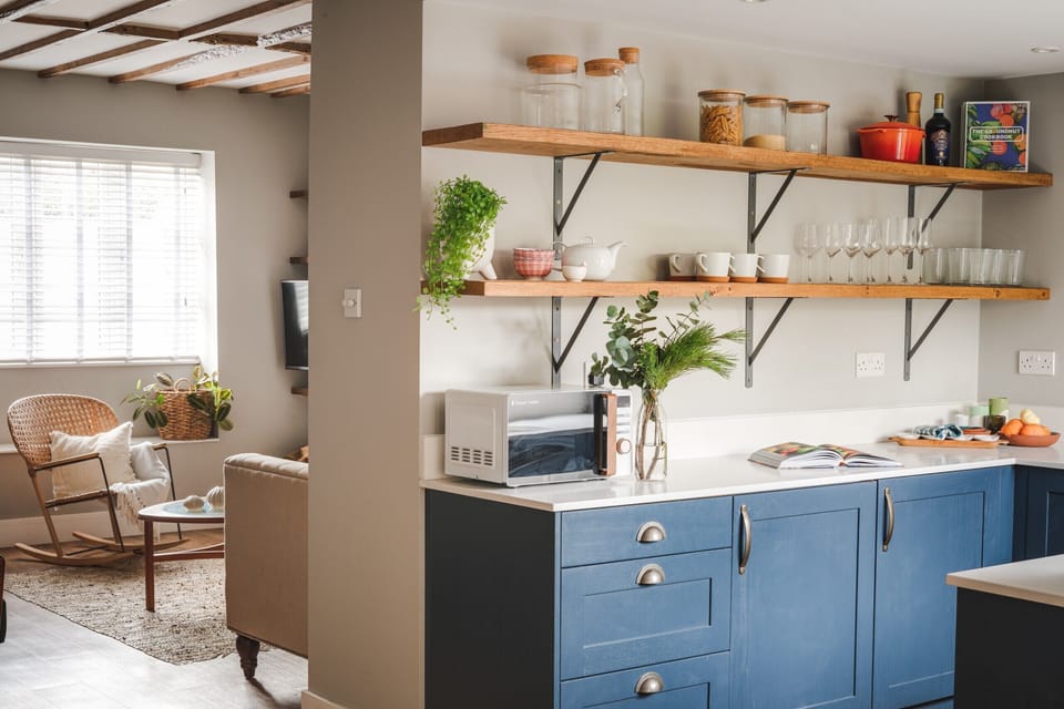 Luxury Cottage, Private Bathroom | Shared kitchen