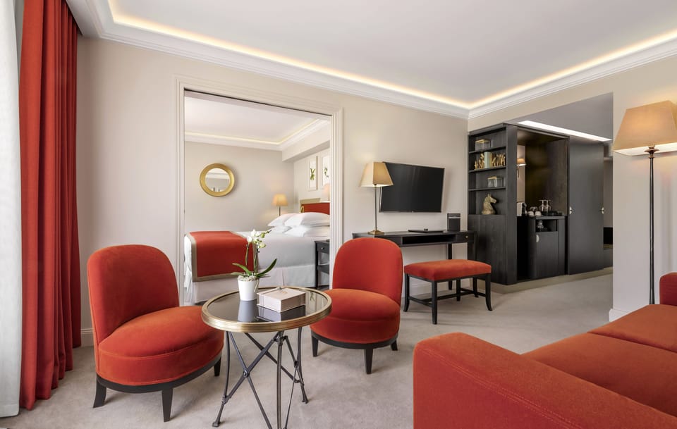 Superior Room, Park View | 1 bedroom, premium bedding, minibar, in-room safe