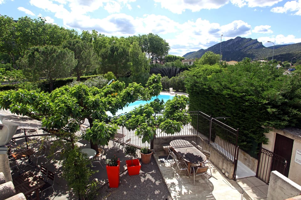 L'Auberge Cigaloise Hotel in Occitanie