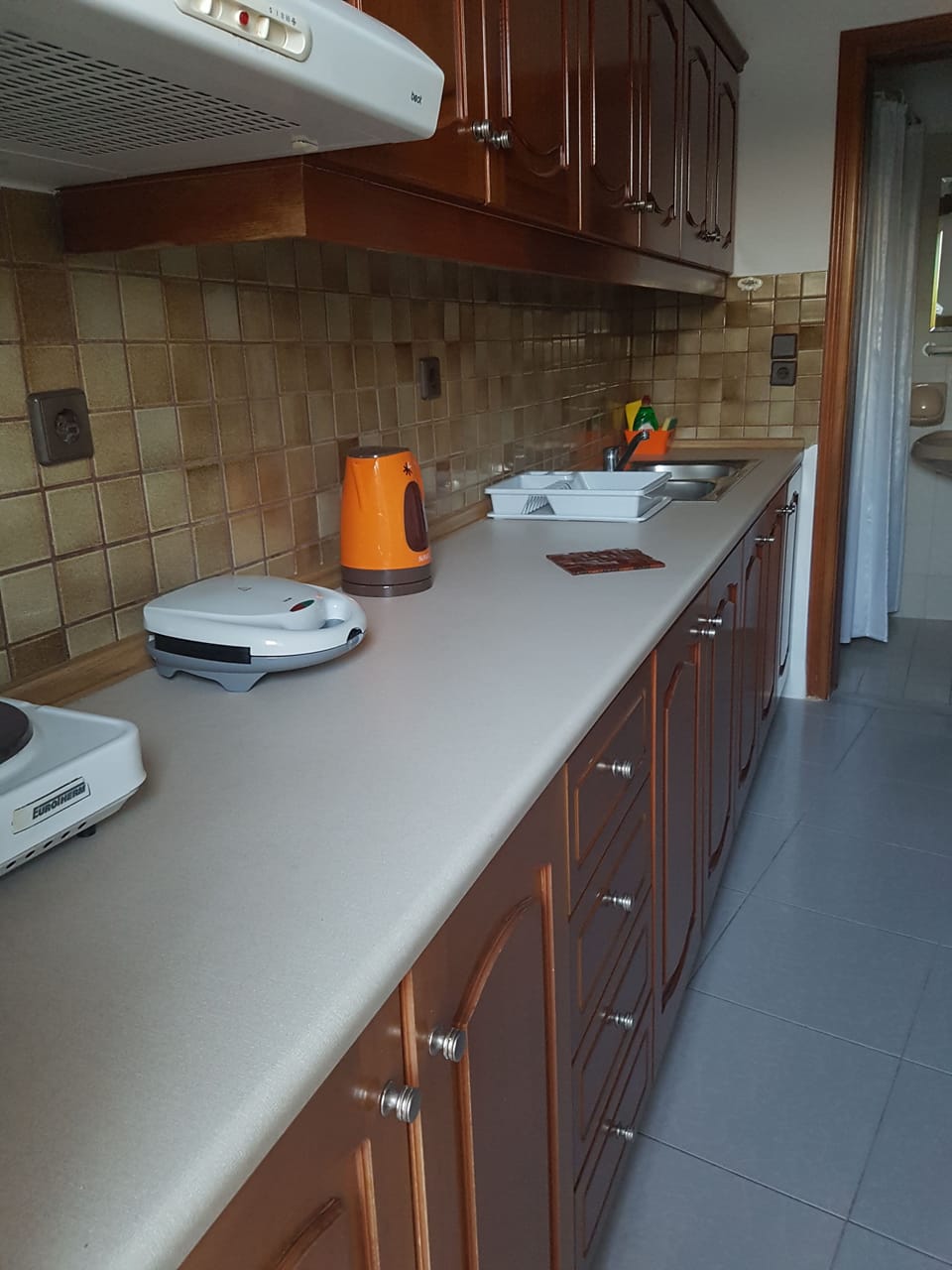 Standard Studio, 1 Double Bed, City View | Private kitchen