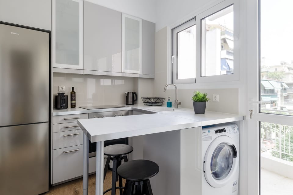 Apartment, 2 Bedrooms, City View | Private kitchen | Full-size fridge, oven, stovetop, espresso maker