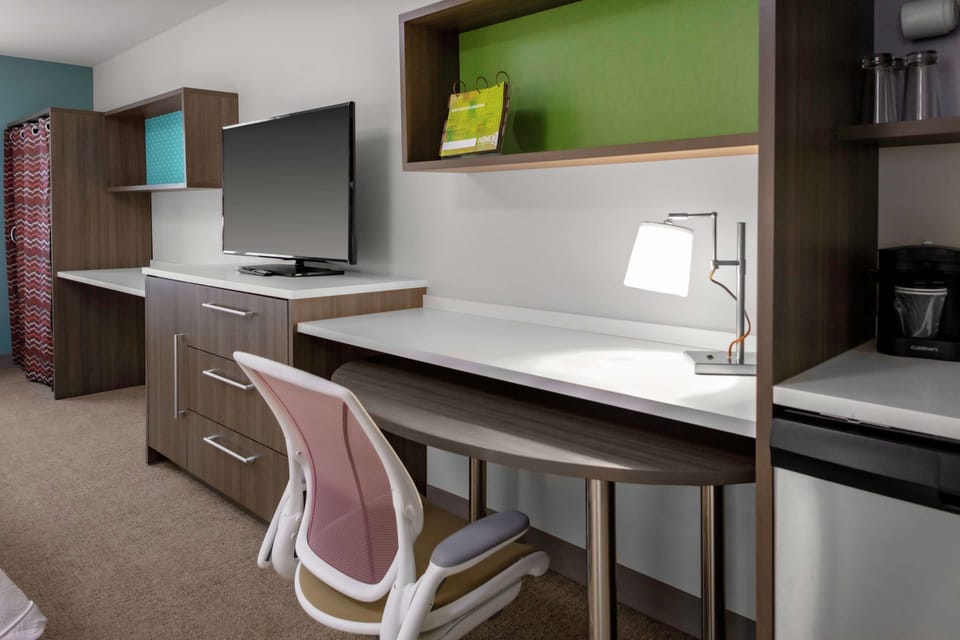 Individually decorated, individually furnished, desk, laptop workspace