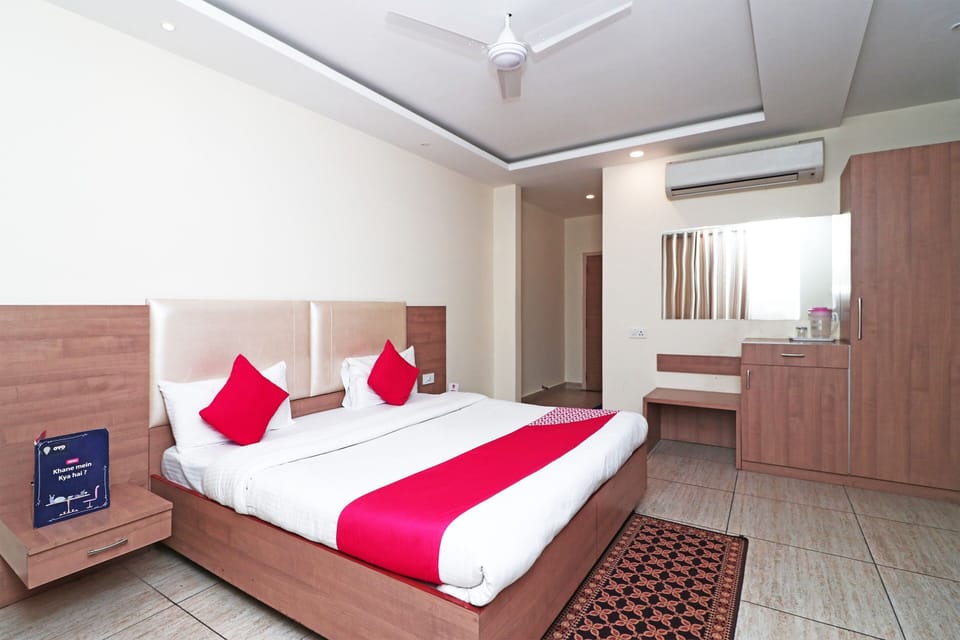 Double or Twin Room | Free WiFi, bed sheets