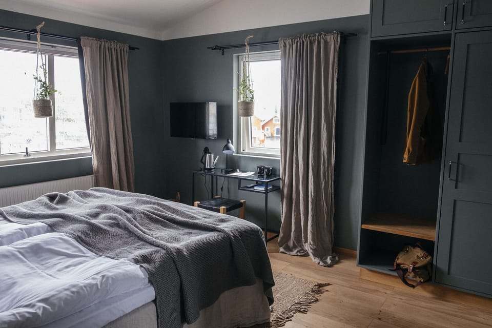 Honeymoon Double Room, Sea View | Desk, blackout drapes, iron/ironing board, cribs/infant beds