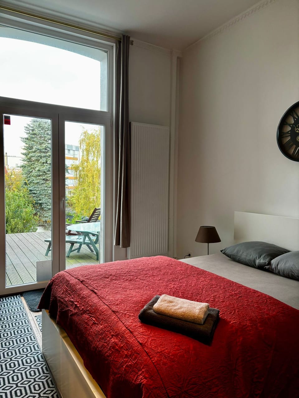 Basic Double Room Single Use, 1 Queen Bed, Non Smoking | Individually decorated, individually furnished, iron/ironing board