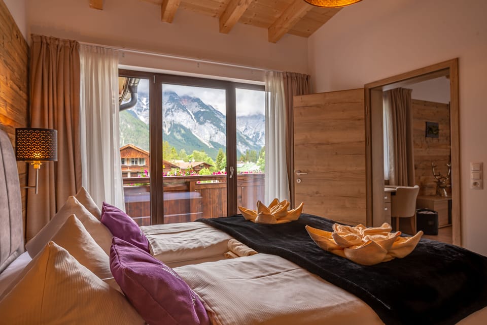 Superior Apartment, 2 Bedrooms, Balcony, Mountain View | In-room safe, blackout drapes, iron/ironing board, cribs/infant beds