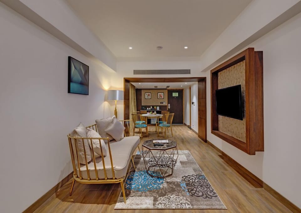 Hazel Suite | Living area | LED TV