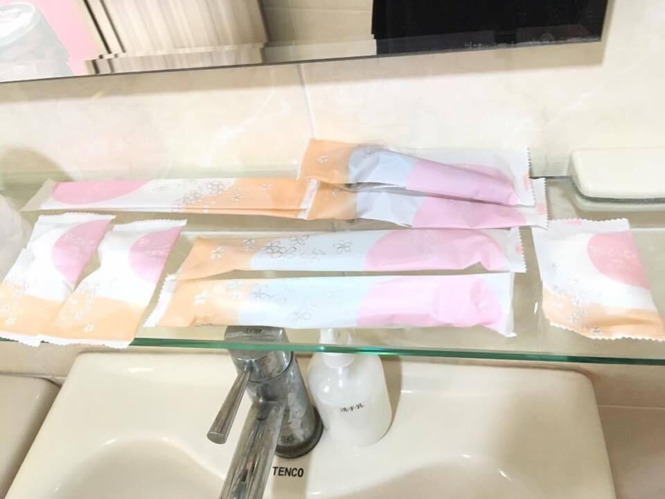 Basic Double Room, 1 Double Bed (301) | Bathroom amenities | Shower, free toiletries, hair dryer, slippers