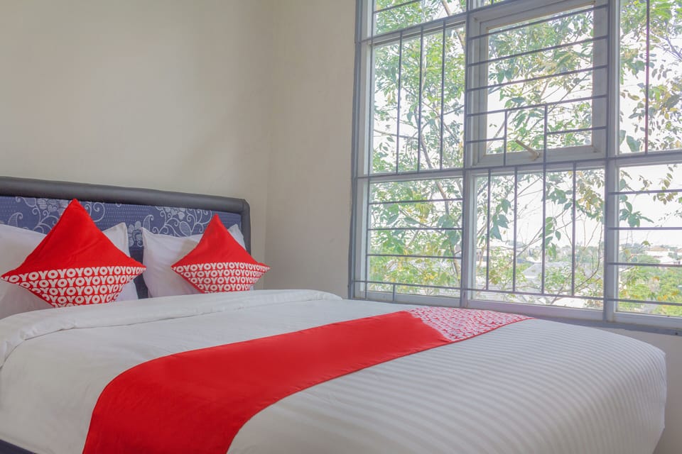 Standard Double Room | Free WiFi, bed sheets