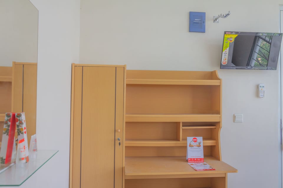 Standard Double Room | Free WiFi, bed sheets
