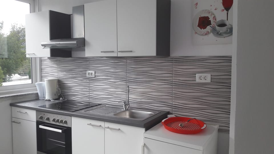 Apartment, 1 Bedroom, Partial Sea View, Beachside | Private kitchen | Fridge, freezer