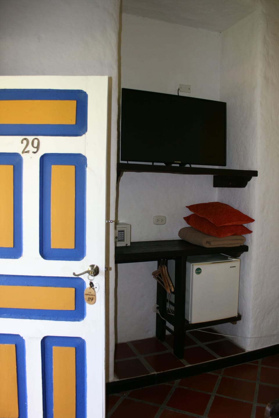 Classic Double Room | Minibar, in-room safe, desk, iron/ironing board