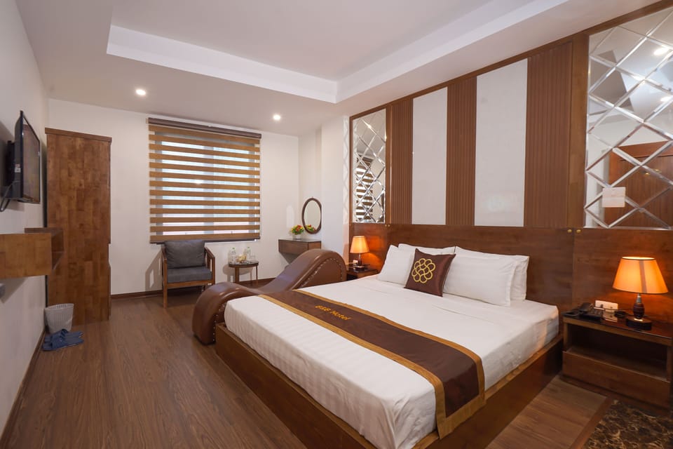Premium Room | Egyptian cotton sheets, premium bedding, down comforters
