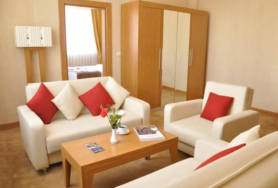 Suite | Living area | LCD TV