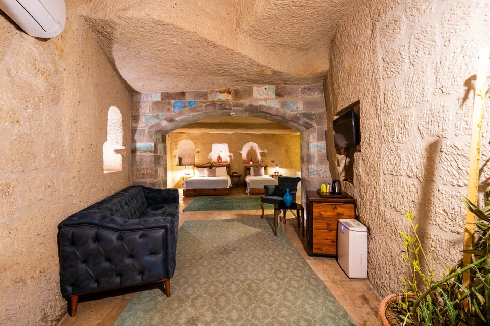 Family Room, 1 Bedroom | 1 bedroom, in-room safe, individually decorated, individually furnished