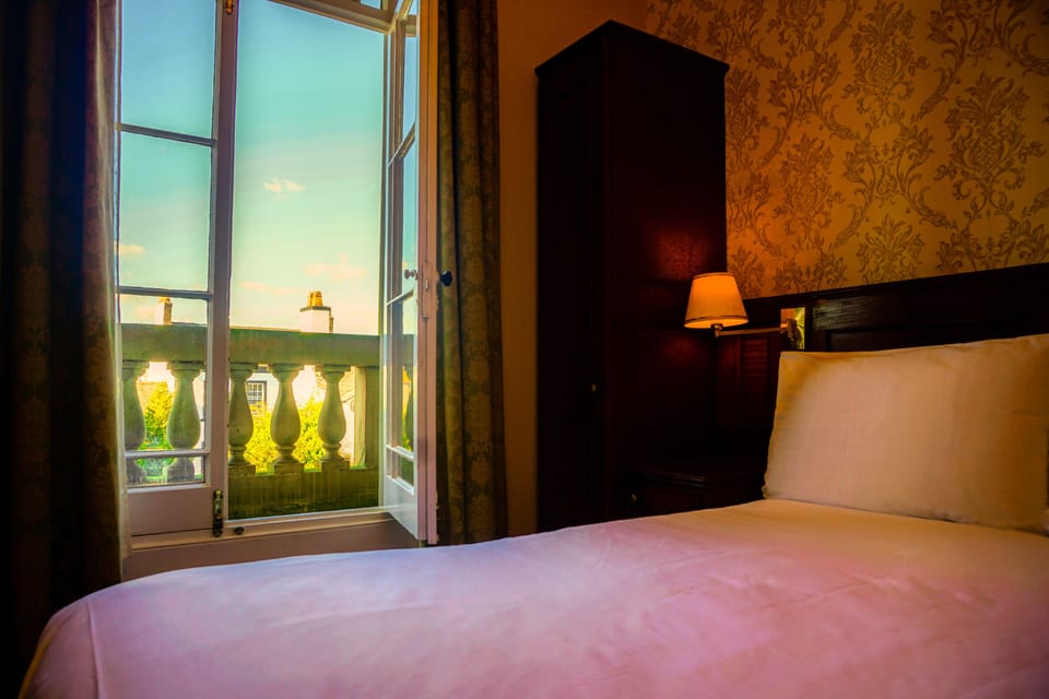 Standard Double (1st floor) | Free WiFi, bed sheets