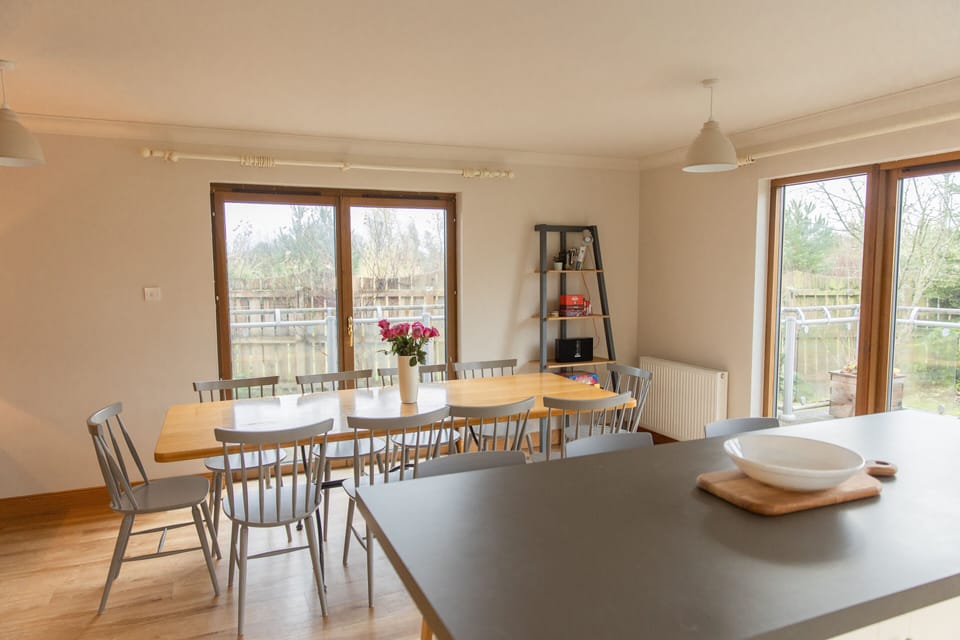 House, 5 Bedrooms | Private kitchen | Fridge, microwave, dishwasher, coffee/tea maker