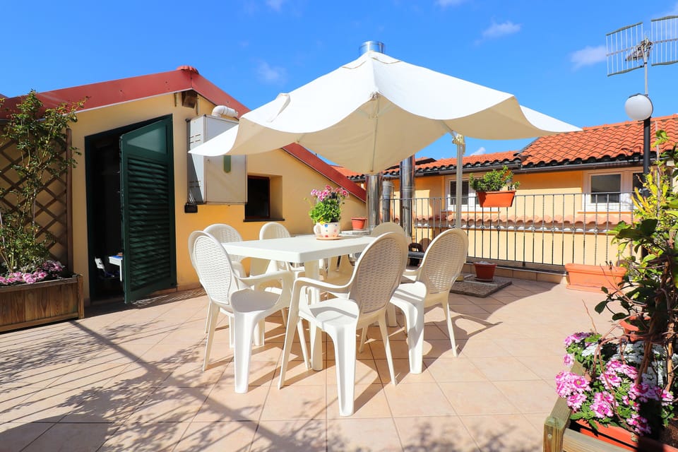 Apartment, 2 Bedrooms | Terrace/patio