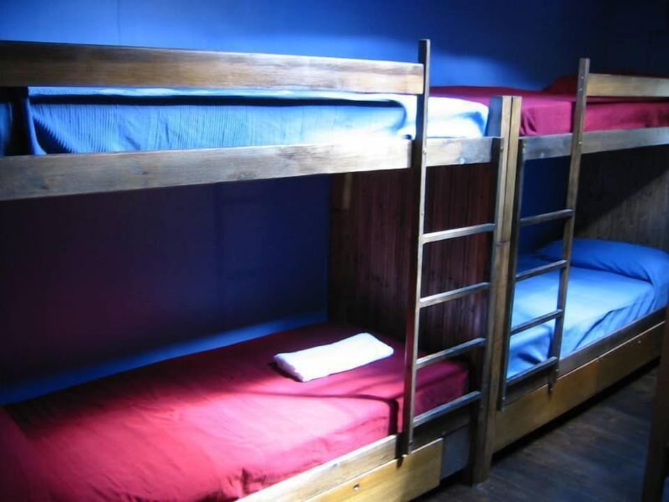 1 bed in a Mixed Dormitory Room | Free WiFi, bed sheets