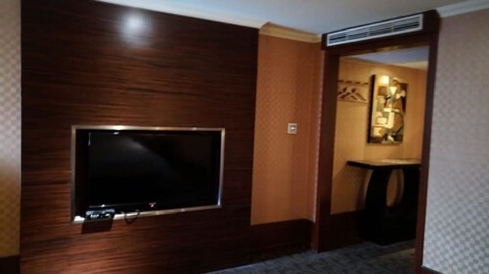 Business Double Room | Desk, blackout drapes, soundproofing, free WiFi