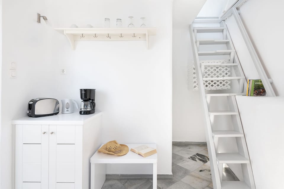 Double Room (Caldera View) | Living room | 30-inch Smart TV with satellite channels, TV