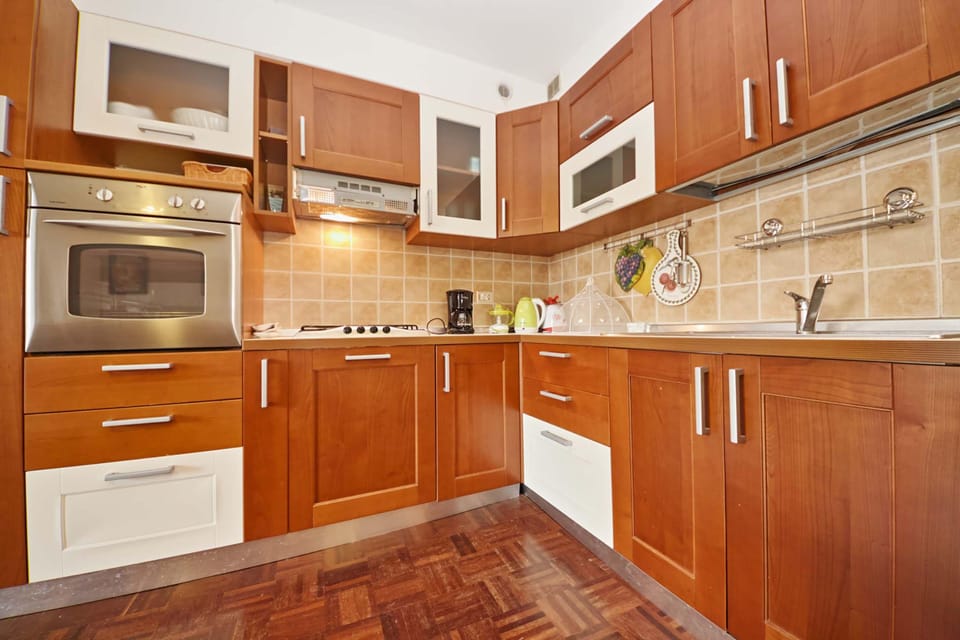 Basic Apartment, 2 Bedrooms | Private kitchen | Full-size fridge, oven, stovetop, dishwasher