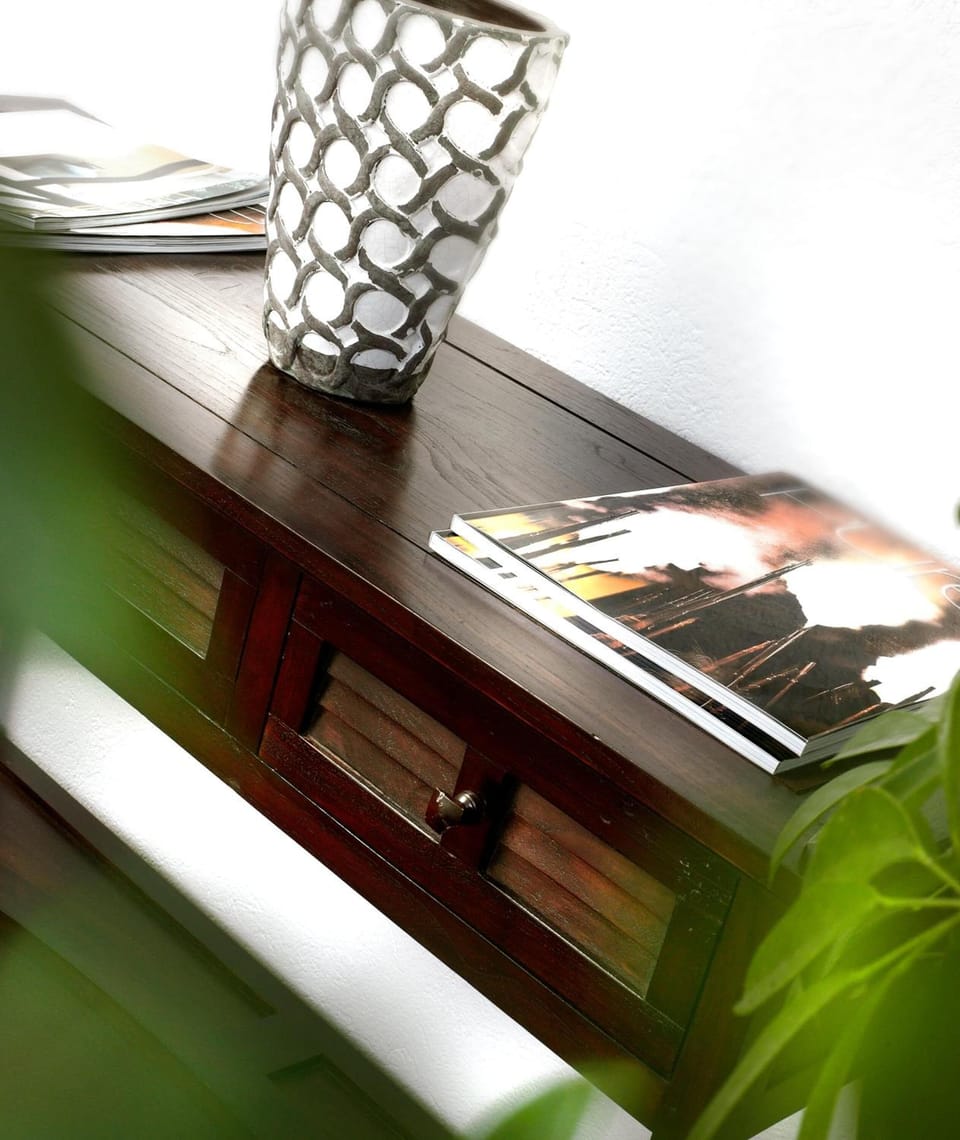 Minibar, in-room safe, desk, free WiFi