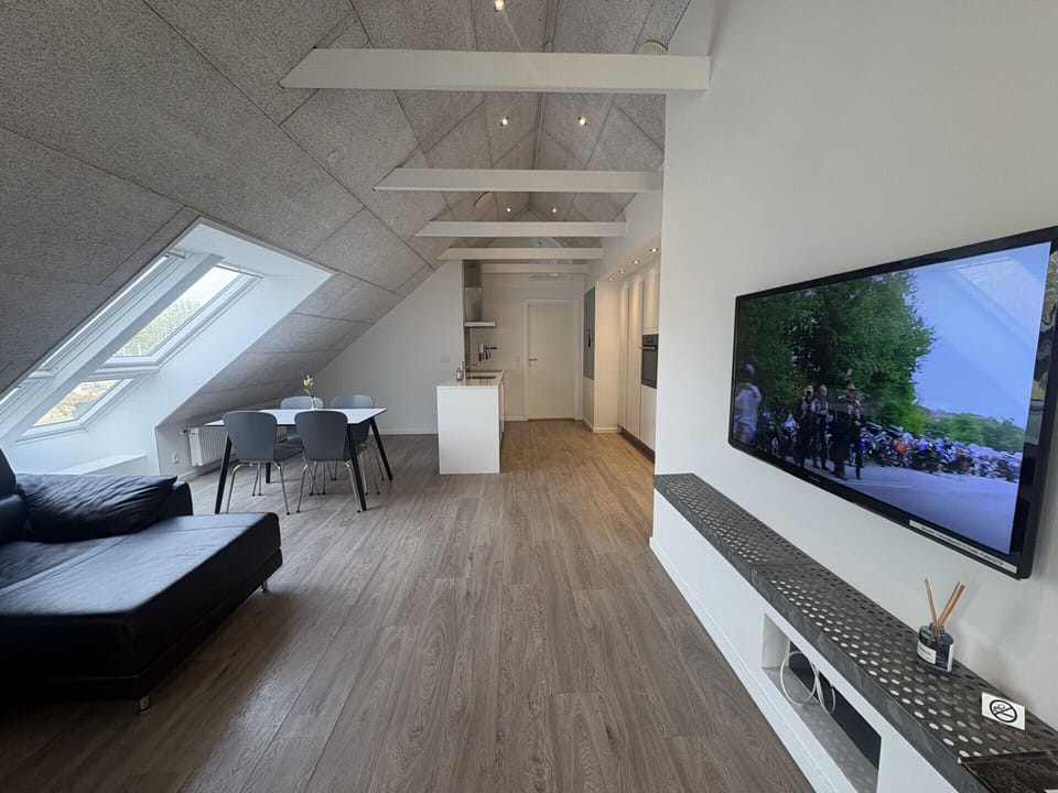 Family Apartment | Living room | TV, heated floors