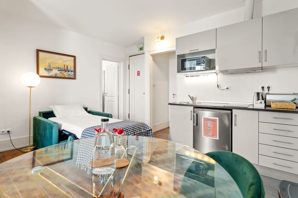 Triple Room | 1 bedroom, hypo-allergenic bedding, minibar, in-room safe