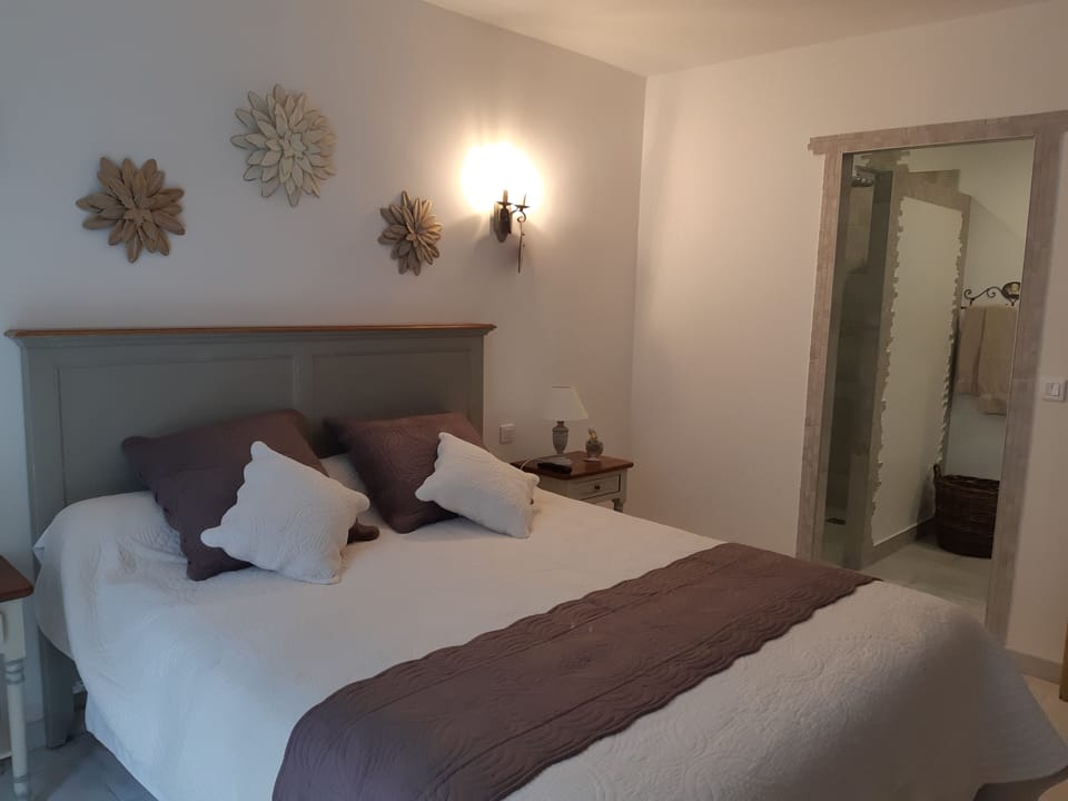 Chambres d'hotes - Villa la Licorne Bed and Breakfast in French Riviera