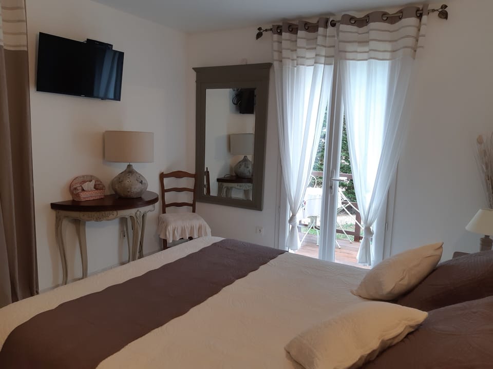 Chambres d'hotes - Villa la Licorne Bed and Breakfast in French Riviera