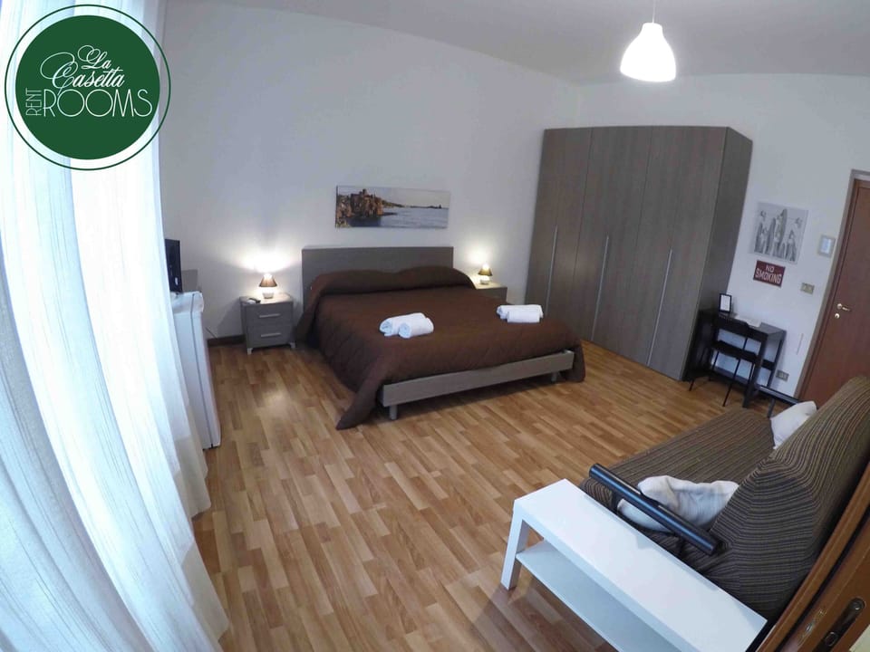 Comfort Double Room, Garden View | Memory foam beds, desk, laptop workspace, blackout drapes