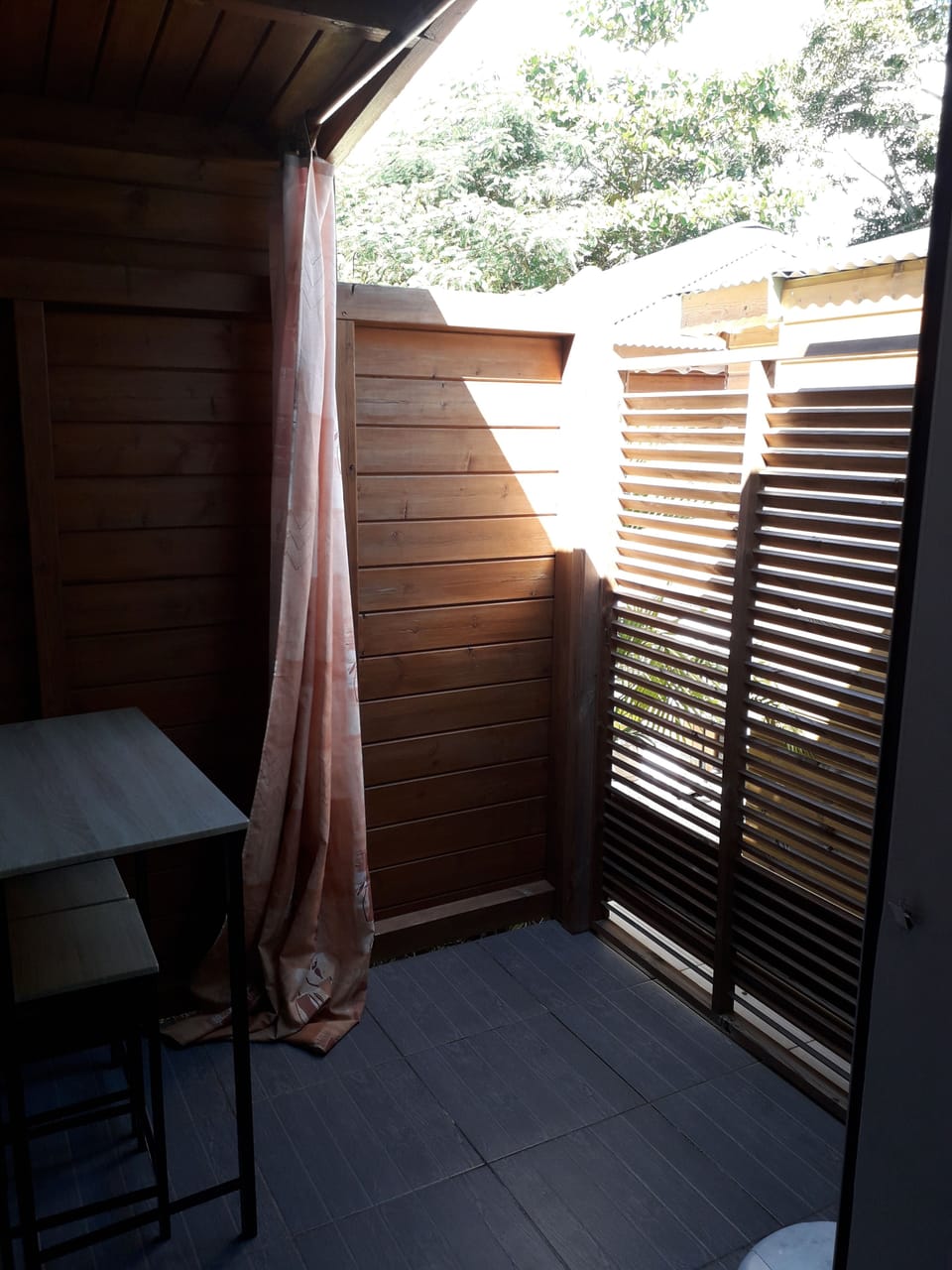 Comfort Suite, 1 King Bed | Terrace/patio