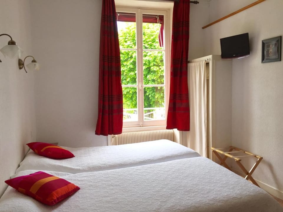 Individually decorated, individually furnished, free WiFi, bed sheets
