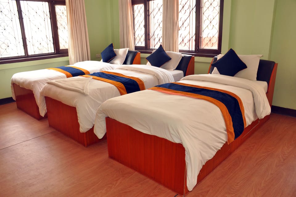 Triple Room | In-room safe, free WiFi