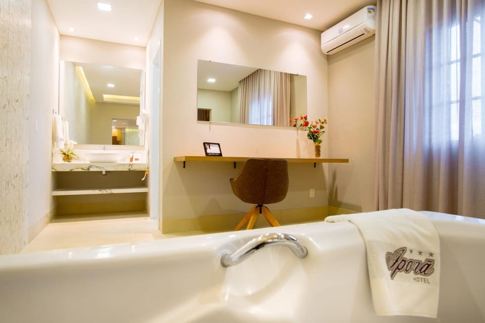 Shower, towels, soap, shampoo