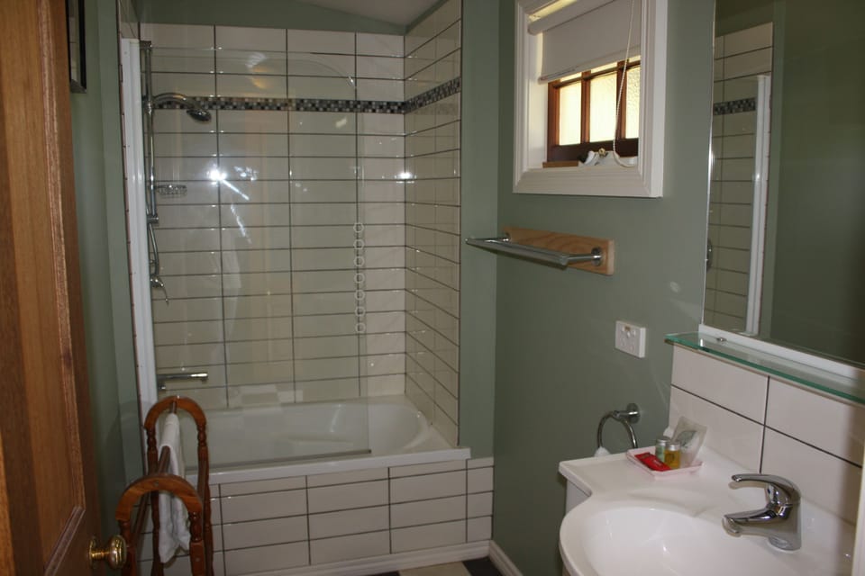 Westbury Gingerbread Cottages Bed and Breakfast in Tasmania