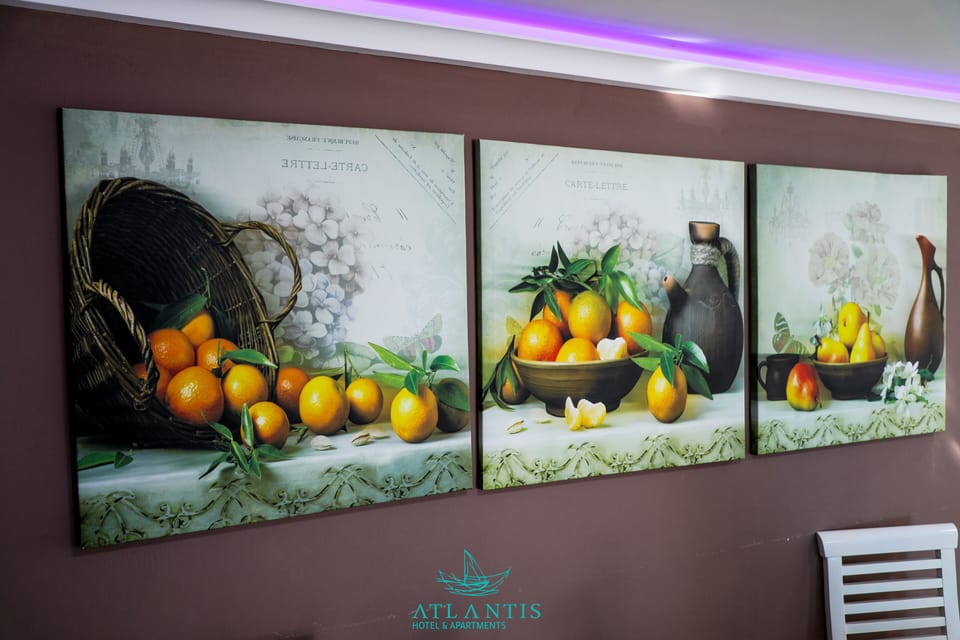 Atlantis Hotel & Apartments Bed and Breakfast in Ksamil
