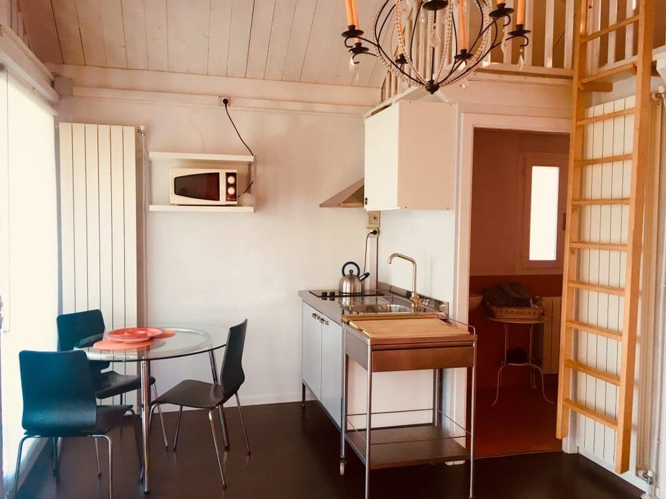 Chalet, 2 Bedrooms | In-room dining