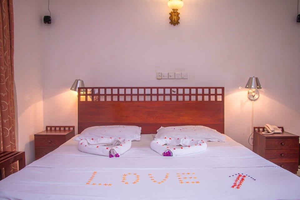 Standard Room | Blackout drapes, WiFi (free), bed sheets