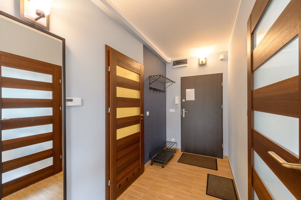 Apartment | Living area | Flat-screen TV