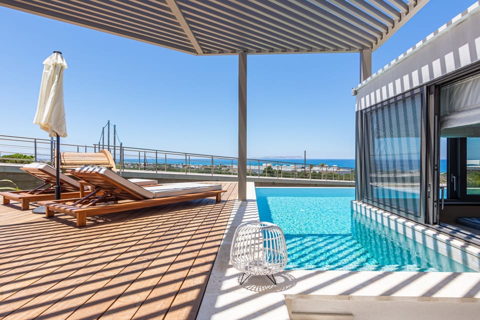 Private pool