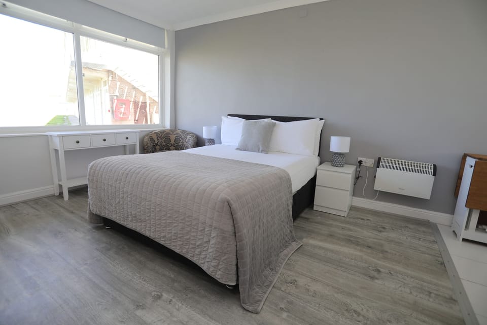 Individually decorated, desk, free WiFi, bed sheets