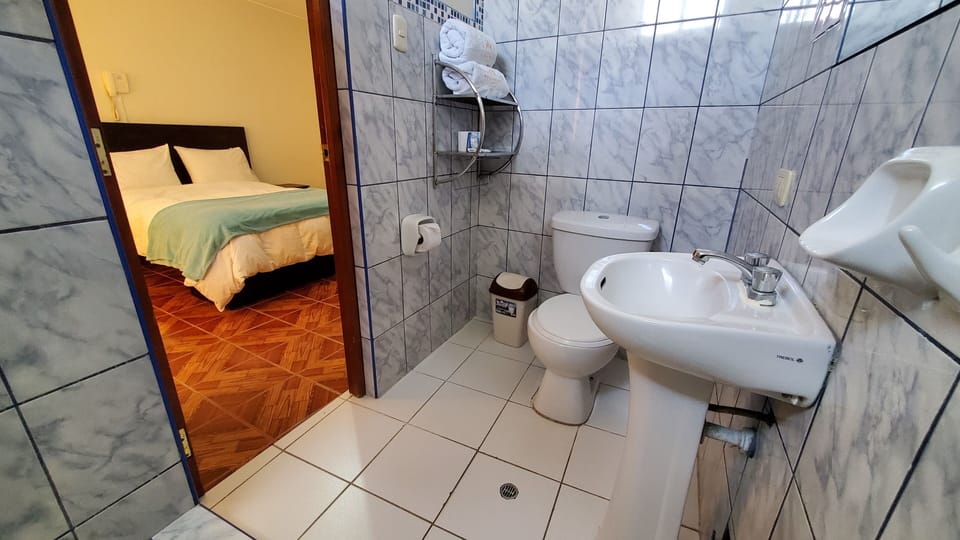 Double Room, 1 Double Bed | Bathroom | Bathtub, bidet, towels