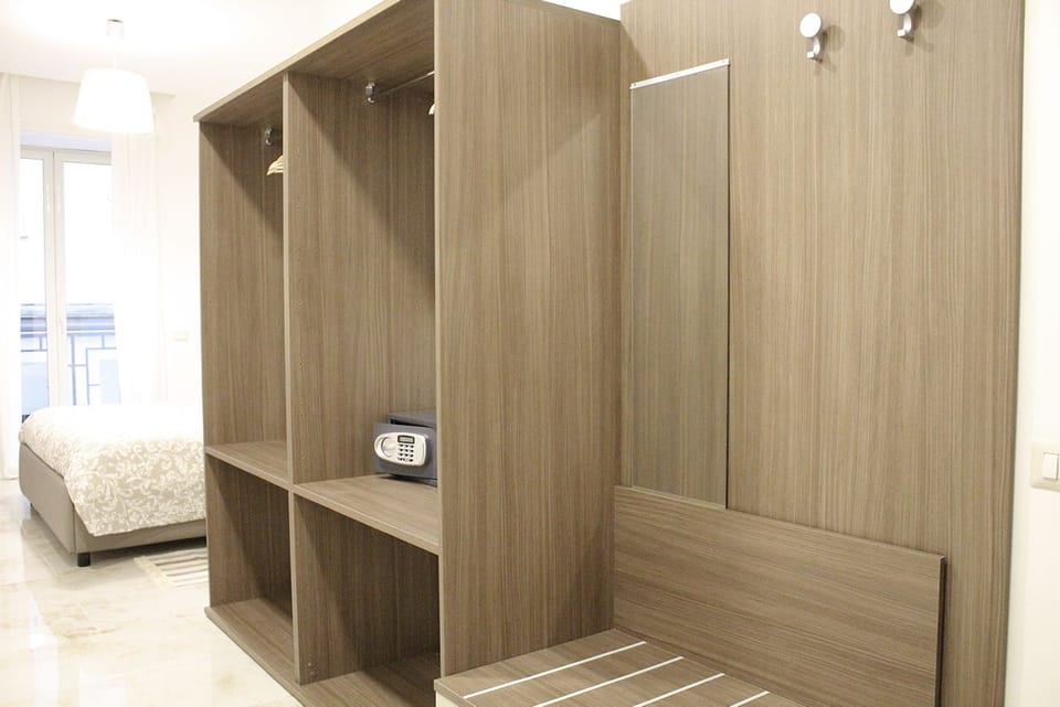 City Double Room | In-room safe, desk, blackout drapes, WiFi (free)