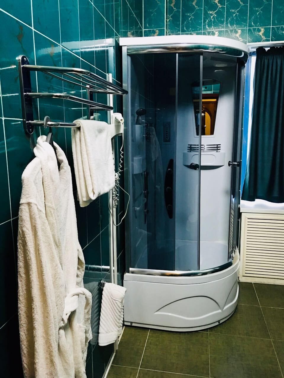 Suite, 1 Bedroom | Bathroom shower