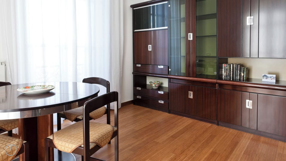 Apartment (1 Bedroom) | Interior