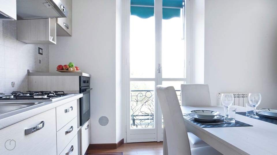Apartment (1 Bedroom) | Interior